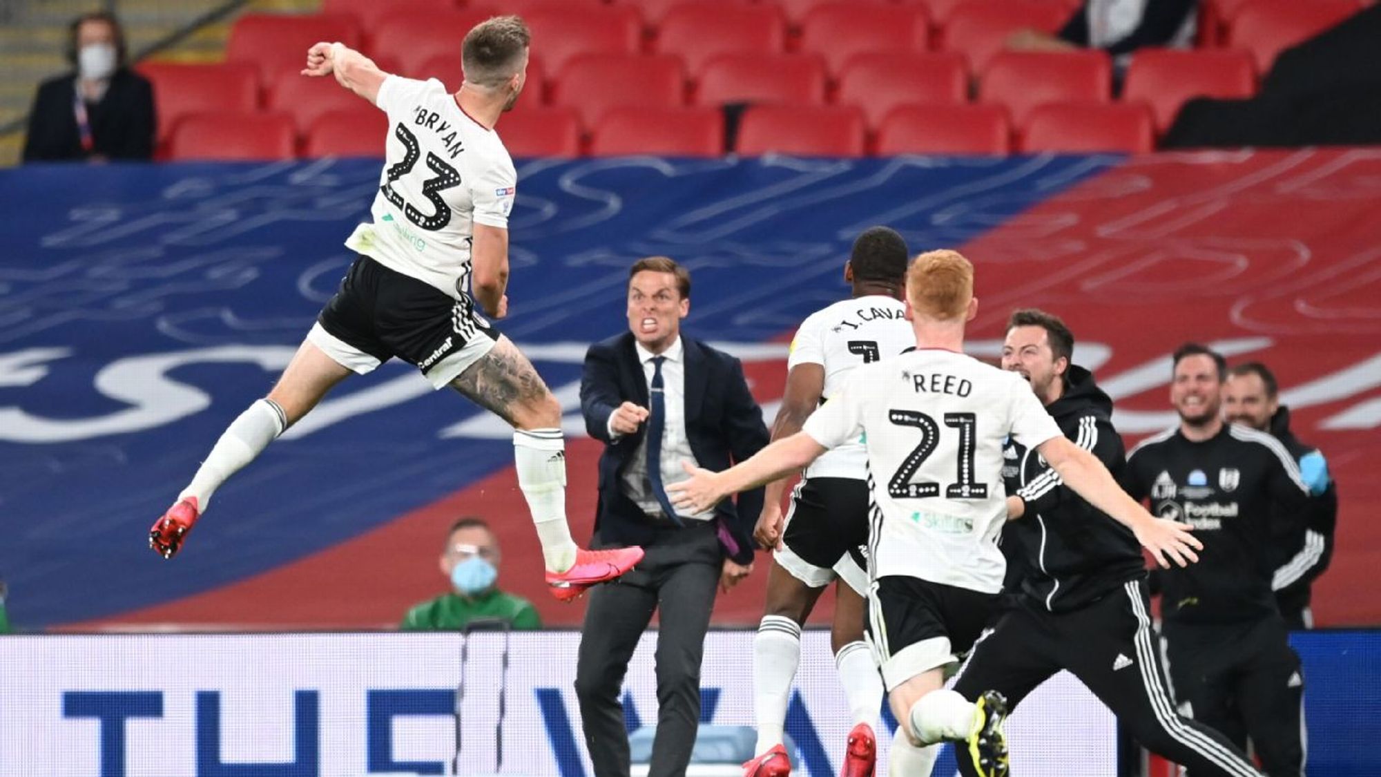 荣誉发起冲 荣誉发起冲